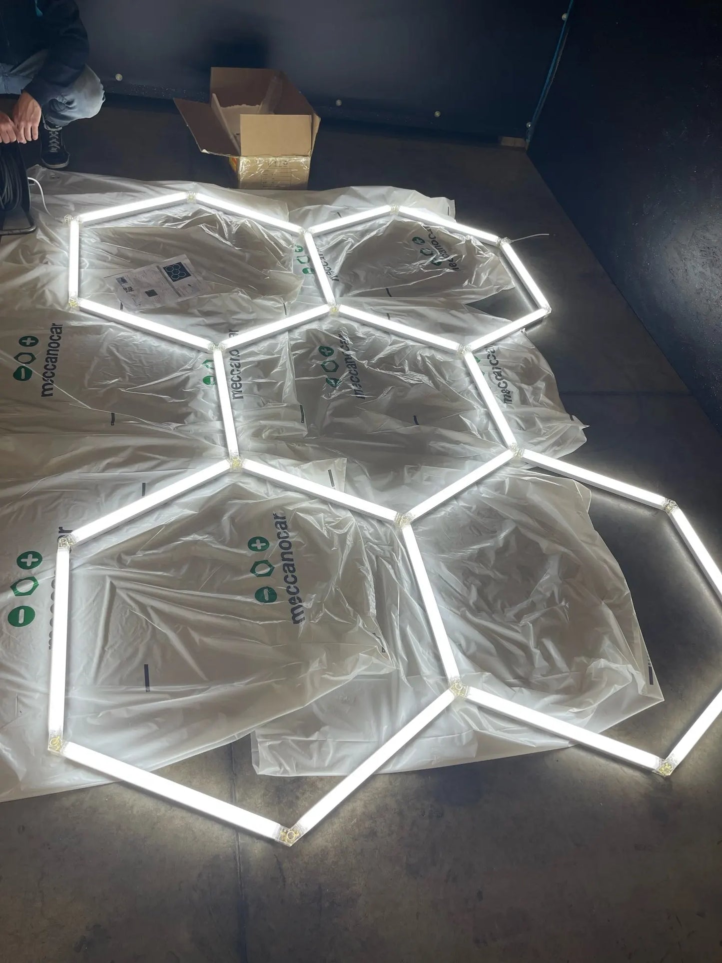 Hexagon lighting 2 Grid System